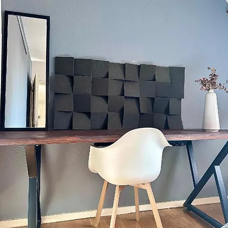 Дом отдыха Family Oasis With 3 Bedrooms Near Paris *