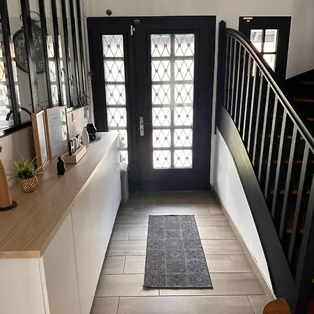 Family Oasis With 3 Bedrooms Near Paris Hébergement de vacances